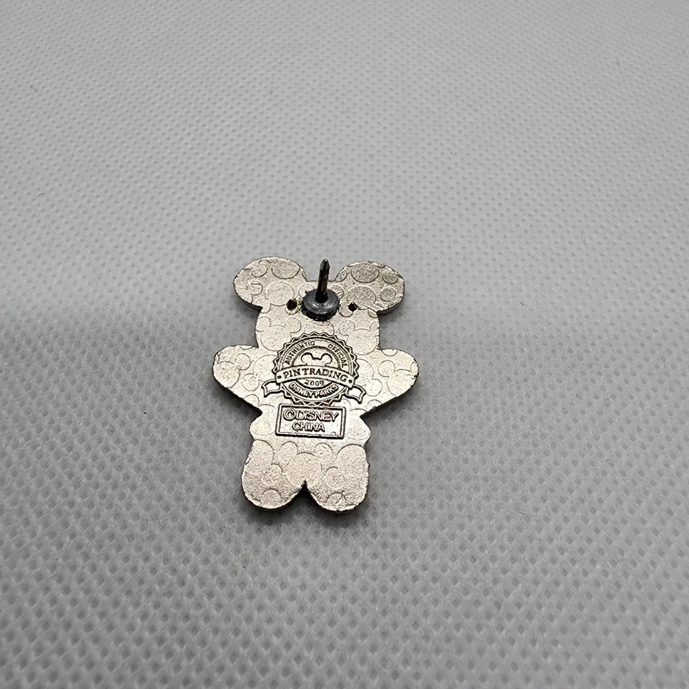 🌺 5/$25 Disney Mickey Mouse‎ Pop Art Trading Pin 2009
